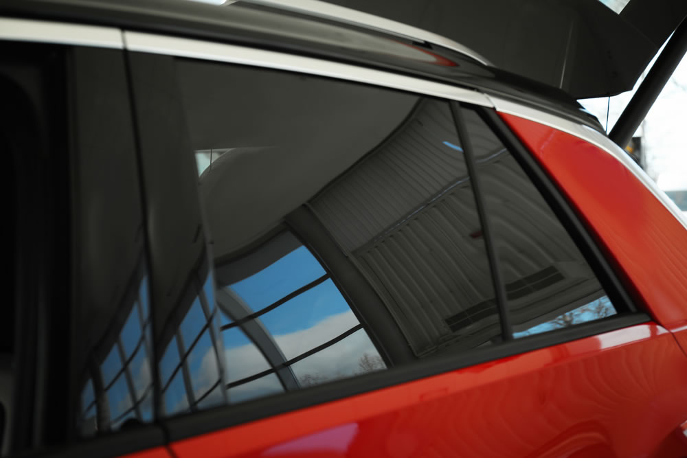 Pellicole oscuranti per vetri auto: quali sono le migliori - Solar2000
